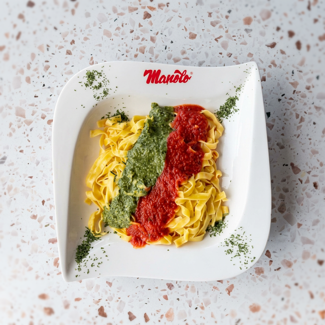 Oscar's Tuco y Pesto Fettuccine